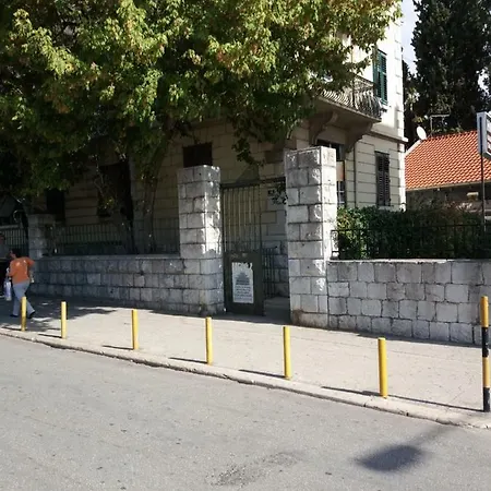 And Viktoria Gostinjska kuća 3*